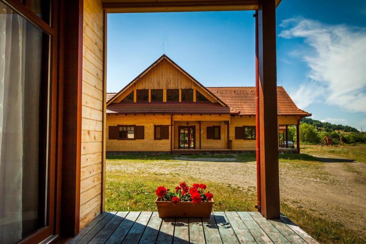 Pensiunea Sapte Flori Gheorgheni  Exterior photo